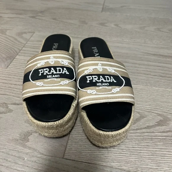 Prada slide sandal - Picture 1 of 3